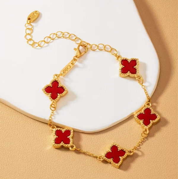 Rectangle 110(1) Bracelet Charm Trèfle Porte-Bonheur – Chaîne Élégante Dorée