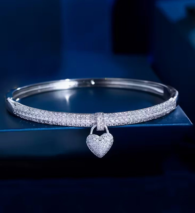 Bracelet de Mariage – Éclat Cérémonial & Féminité