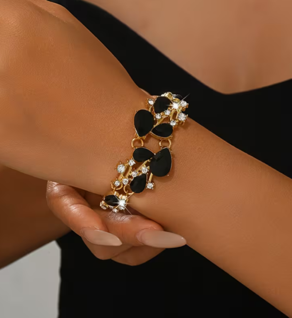 Bracelet Élégant & Tendance – L'Incontournable Féminin