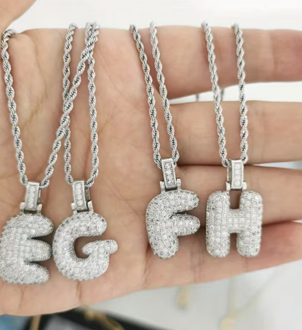 Collier Pendentif Initiale (A-Z) – Votre Signature Personnelle