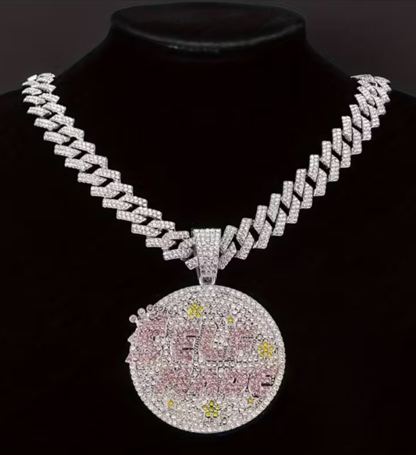 Collier Chaîne Cubaine – La Force du Style Iconique