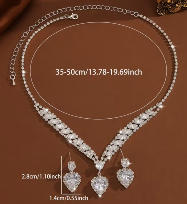 Ensemble Collier & Bijoux "Éclat Argenté" – L'Élégance Pure