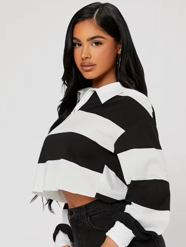 Haut à rayures élégant – Style chic et moderne