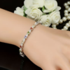 Bracelet Tennis Carré – Éclat Géométrique & Luxe Moderne – Image 3
