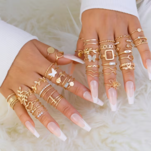 Ensemble de 47 Bagues Minimalistes – Élégance & Modernité