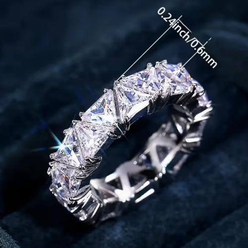 Bague "Nouvelle Légèreté" – L'Excellence du Luxe Aérien