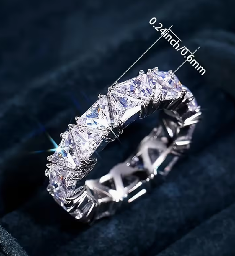 Bague "Nouvelle Légèreté" – L'Excellence du Luxe Aérien