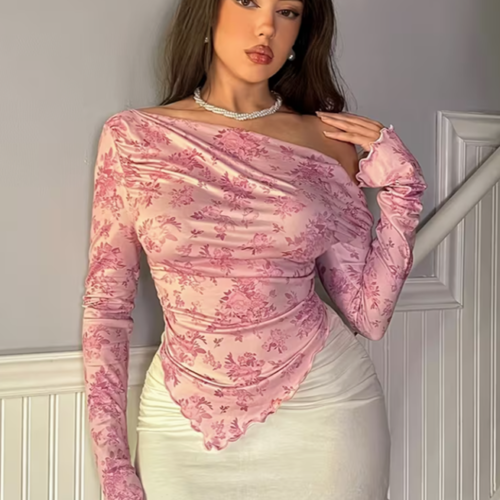 T-shirt asymétrique – Style original et tendance