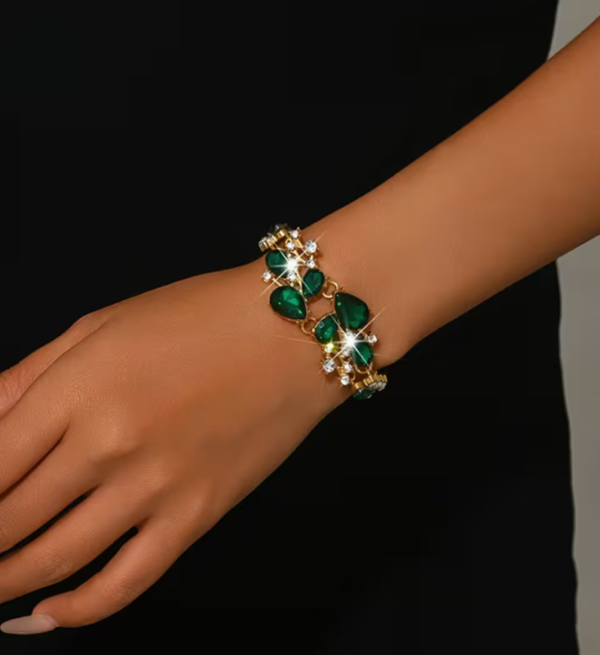 Bracelet Élégant & Tendance – L'Incontournable Féminin