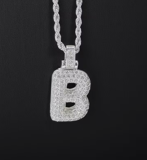 Collier Pendentif Initiale (A-Z) – Votre Signature Personnelle