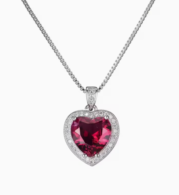 Pendentif Cœur – L’Éclat d’un Sentiment Éternel
