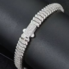 Collier "Haute Couture" – L'Apogée de la Mode de Luxe
