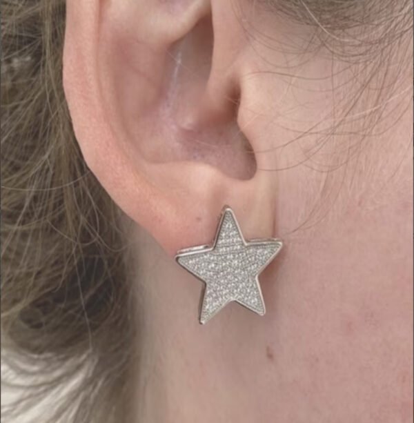 Boucles d'Oreilles Sculptées en Cuivre & Zircone