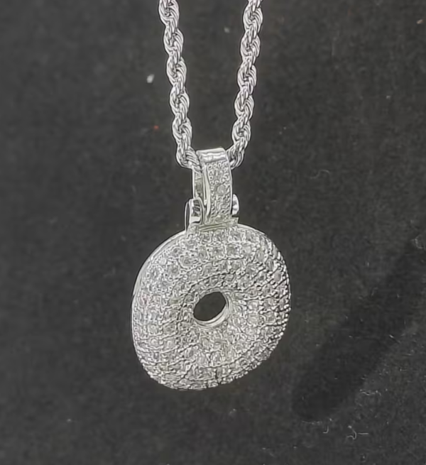 Collier Pendentif Initiale (A-Z) – Votre Signature Personnelle