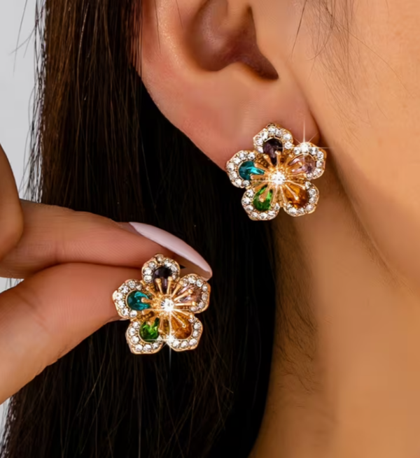 La Paire de Boucles d'Oreilles Essentielle