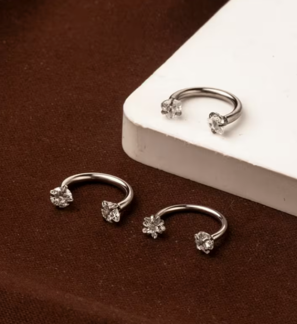 Pince à Nez "Éclat Royal" en Zircone Synthétique
