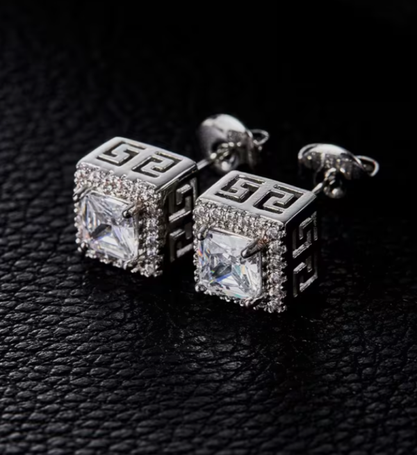 Boucles d'Oreilles Clous