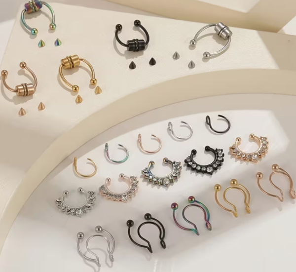 Faux Anneau de Nez & Manchette d'Oreille