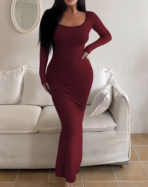 Robe Cintrée Silhouette