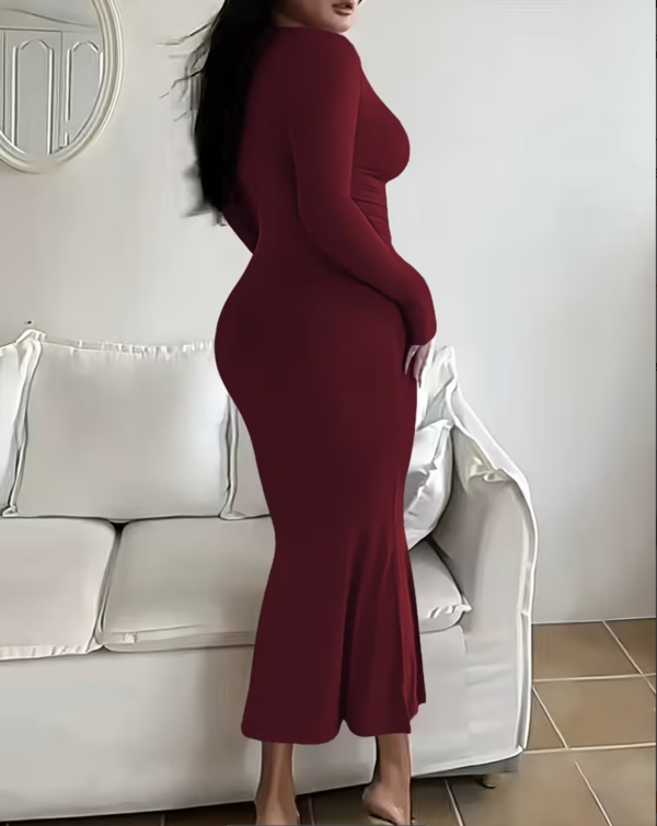 Robe Cintrée Silhouette