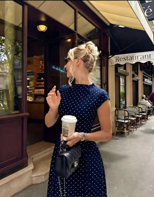 Robe Parisienne Rétro