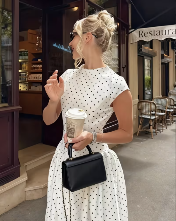 Robe Parisienne Rétro