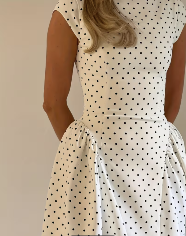 Robe Parisienne Rétro
