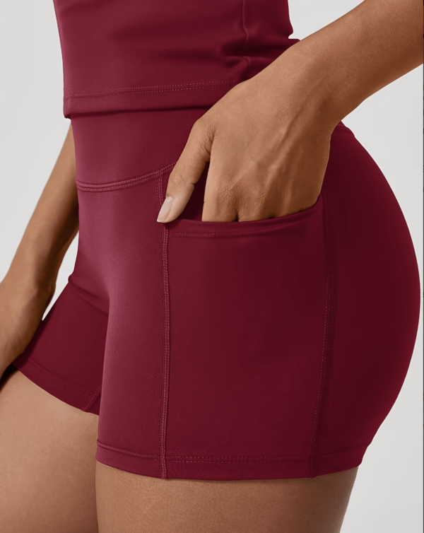 Ensemble T-Shirt et Short Gainant à Poches