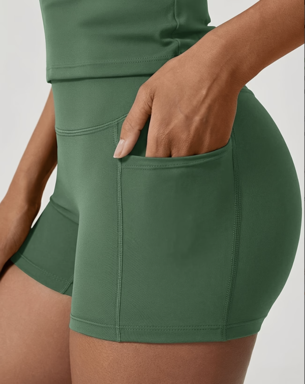 Ensemble T-Shirt et Short Gainant à Poches