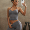 Ensemble de Sport 2 Pièces Col Halter et Short