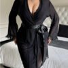Chemise de Nuit Camisole en Dentelle avec Bordure en Dentelle – Douceur, Élégance et Féminité
