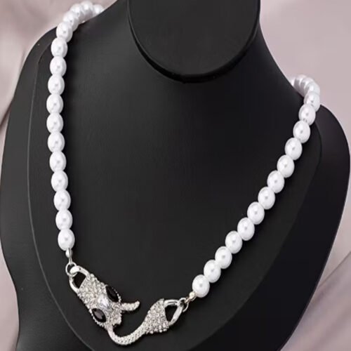 Collier Élégant Tête de Serpent et Perle – Bijou Unique et Chic pour Femme