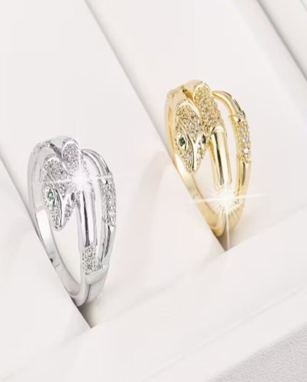Rectangle 864 Bague Serpent Unique pour Femme – Anneau Ajustable au Style Audacieux et Élégant