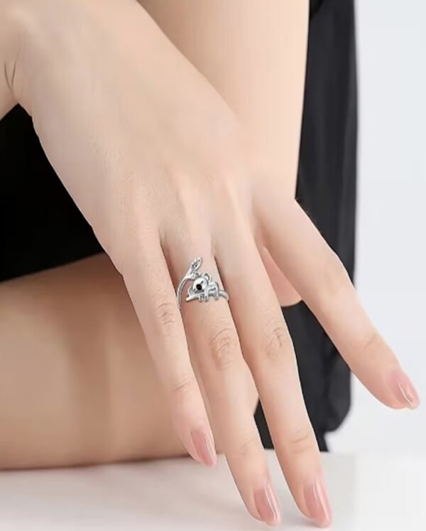 Rectangle 865 (8) Bague Mignonne Koala et Feuille – Anneau Ajustable et Craquant pour Femme