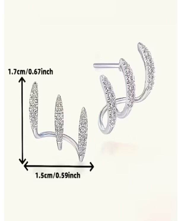 Boucles d'Oreilles Scintillantes Argentées – Bijou Éclatant et Raffiné pour Femme
