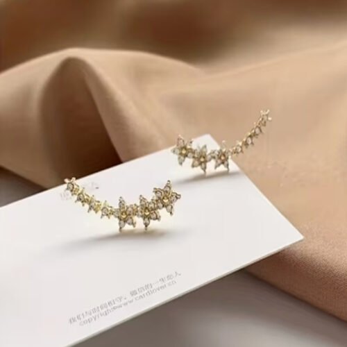 Boucles d'Oreilles Florales à Paillettes – Bijou Fleuri Étincelant et Glamour pour Femme