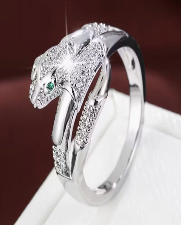 Rectangle 867 Bague Serpent Unique pour Femme – Anneau Ajustable au Style Audacieux et Élégant