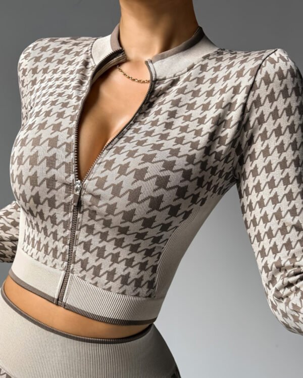 Veste de Sport Courte à Manches Évasées – Haut de Yoga Sans Couture & Séchage Rapide
