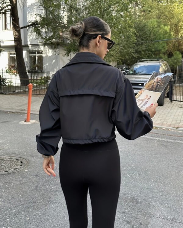 Veste Courte Élégante à Revers – Manteau de Voyage Zippé Automne-Hiver