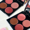 1. Nom du produit Palette de Fards à Joues Imperméable 4 Couleurs – Blush Poudre Haute Pigmentation Longue Tenue