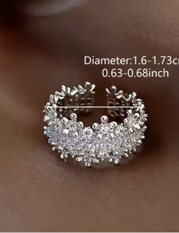 Bague Simple au Design Géométrique Irrégulier de Luxe – Anneau Contemporain et Graphique pour Femme