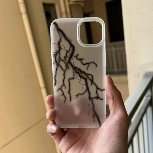 Coque Givrée Transparente à Motif Éclairs Noirs – Style Instagram Minimaliste & Antichoc TPU (Pour iPhone 11 à 17 Pro Max)