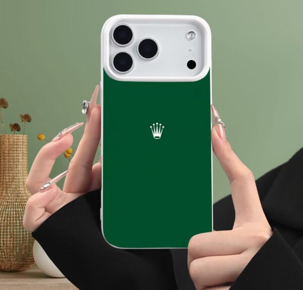 Coque de Protection de Luxe "Édition Couronne" – Fond Vert Impérial & Finition Brillante Haute Résistance