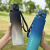 Gourde de Sport Dégradée et Haute Capacité en Plastique Sans BPA