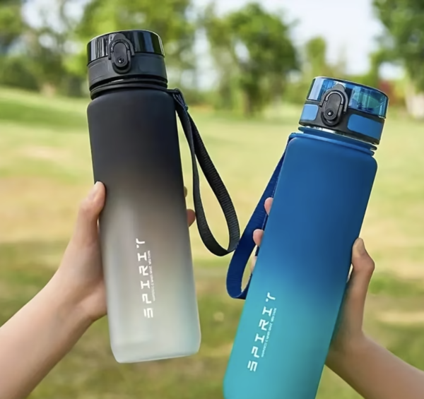 Gourde de Sport Dégradée et Haute Capacité en Plastique Sans BPA