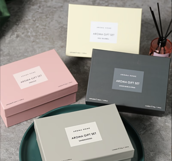 Coffret Cadeau de Bougies Parfumées Édition Quatre Couleurs