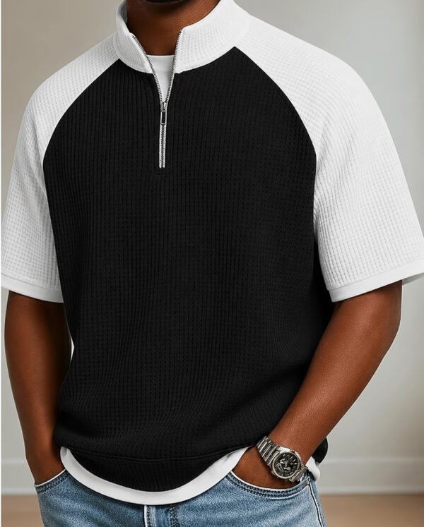 Polo d'Été pour Homme en Tricot Gaufré – Coupe Ample, Col Zippé Demi-Ouvert et Design Patchwork