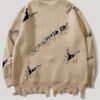 Pull Col Roulé Ample pour Homme – Motif Graffiti Artistique et Détails Déchirés Style Grunge