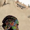 Pull Col Roulé Ample pour Homme – Motif Graffiti Artistique et Détails Déchirés Style Grunge