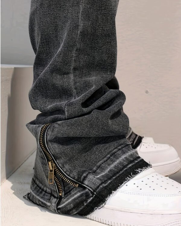 Jean Denim Noir Slim Fit 2026 – Coupe Ajustée Extensible avec Fermetures Éclair aux Chevilles et Finitions Haut de Gamme